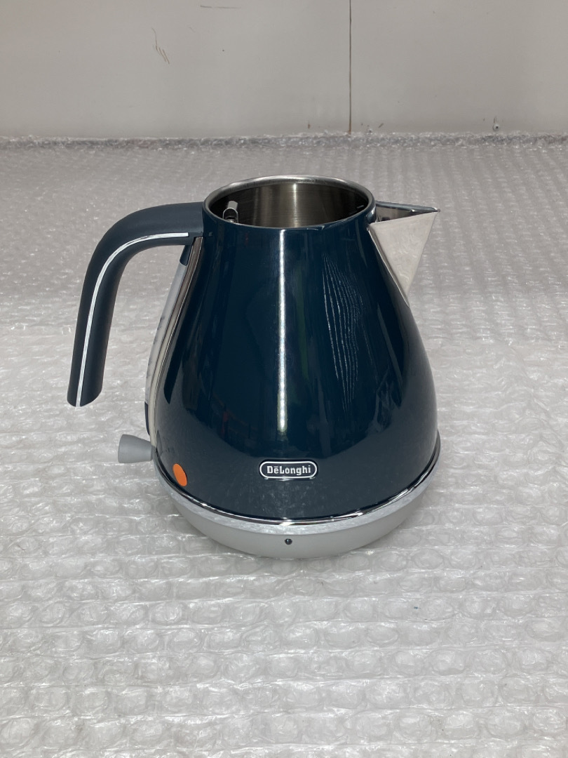 DeLonghi Icona Capitals 1.7L Kettle, Blue