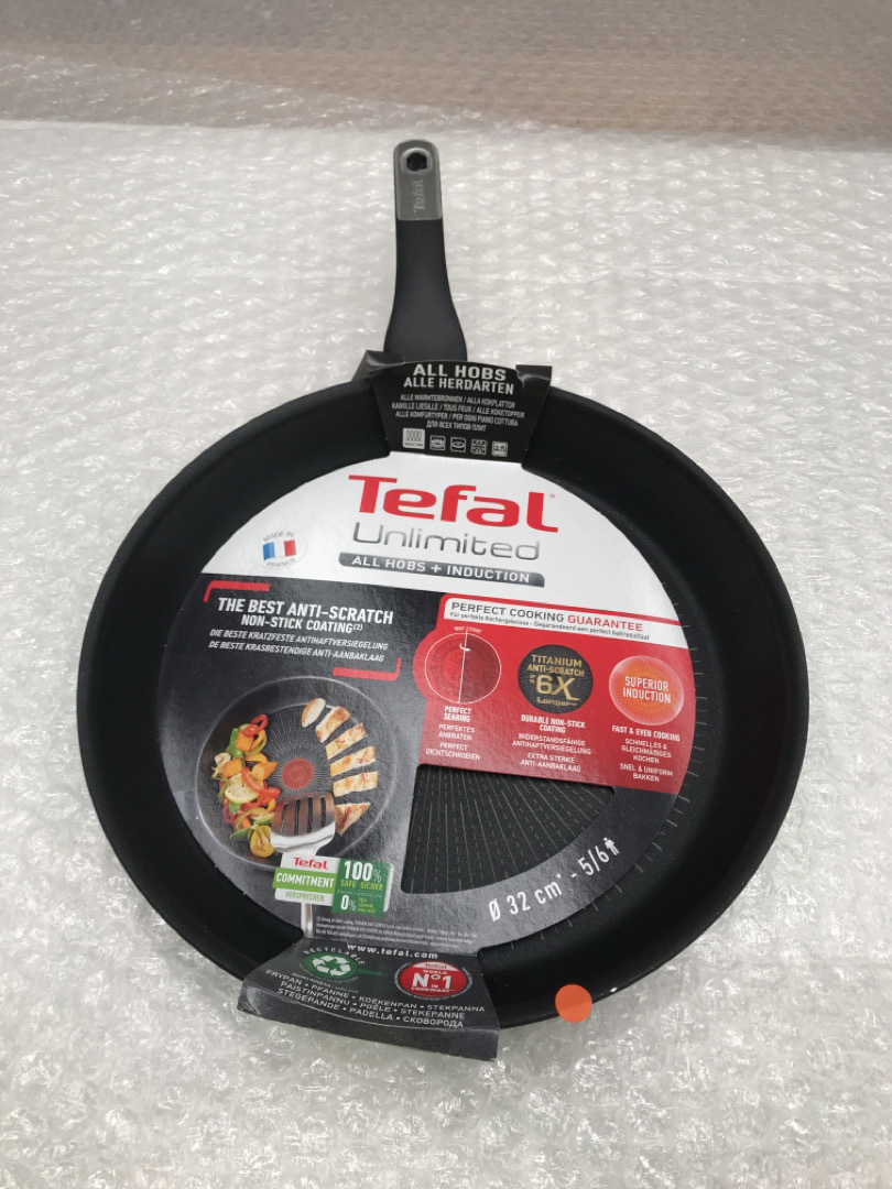  Tefal 32cm Frying Pan, Unlimited ON, Non- Stick